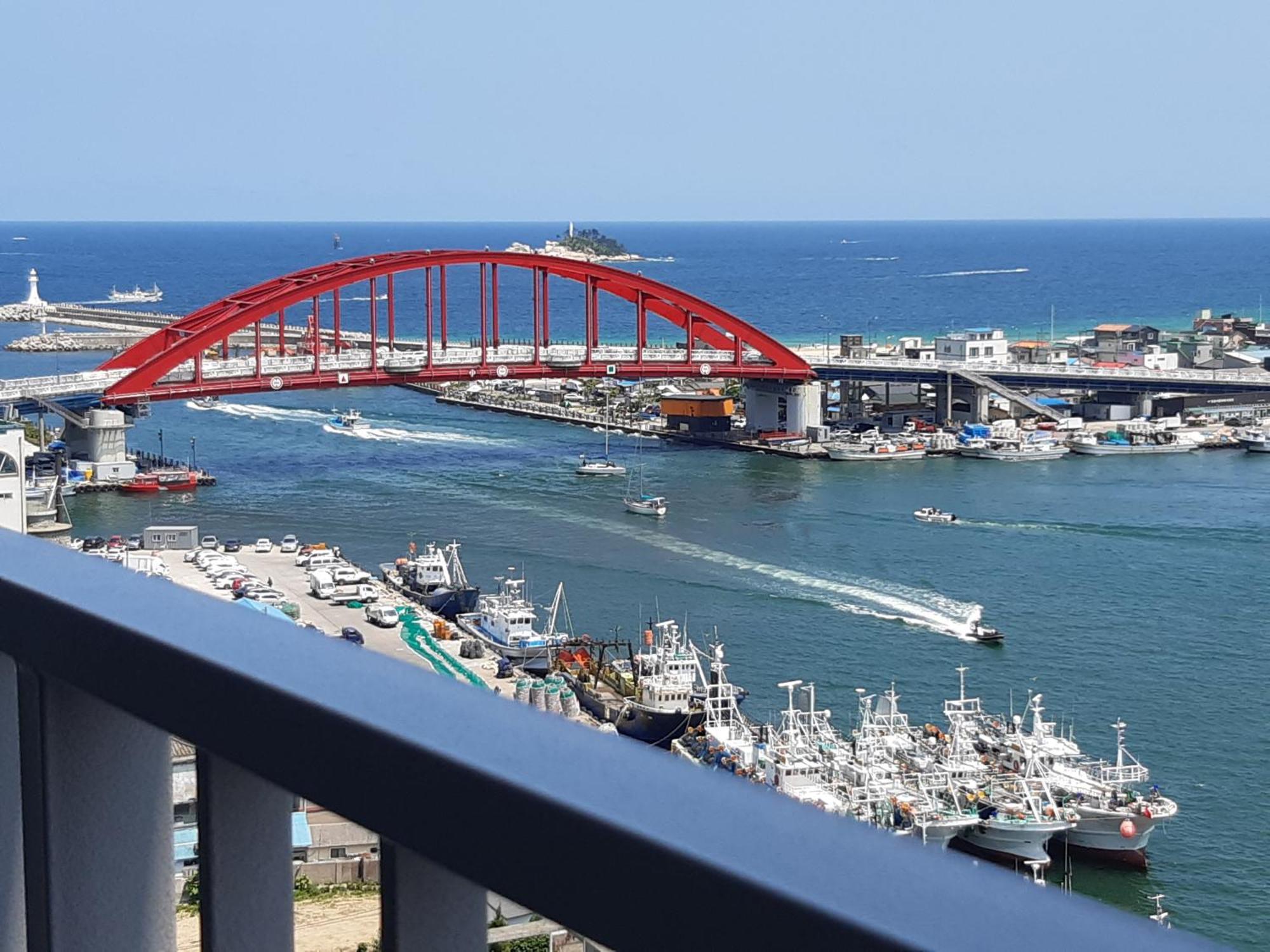 Sunrise Hotel Junior Suite Room11F Sea- View Sokcho Bilik gambar